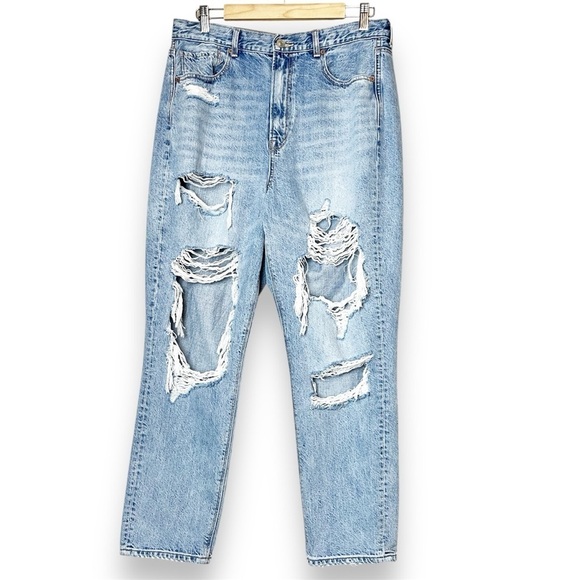 American Eagle Highest Rise Mom Jeans 12 light wash distressed destroyed ripped - Picture 1 of 14
